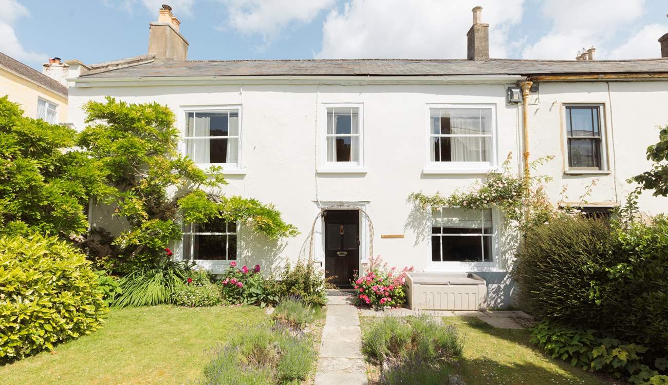 The Old Manor House is a 16th Century Grade II Listed family house set back from the road, with a fabulous garden behind the house.