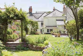 Looking back to the house after a good explore of the multi-area garden