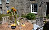 Al fresco dining on your front lawn. - Thumbnail Image