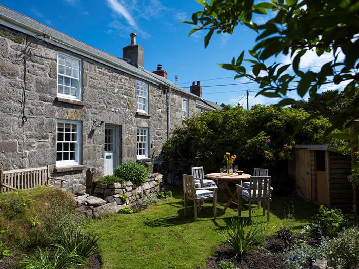 Thimble Cottage, Sleeps 4 in St Ives