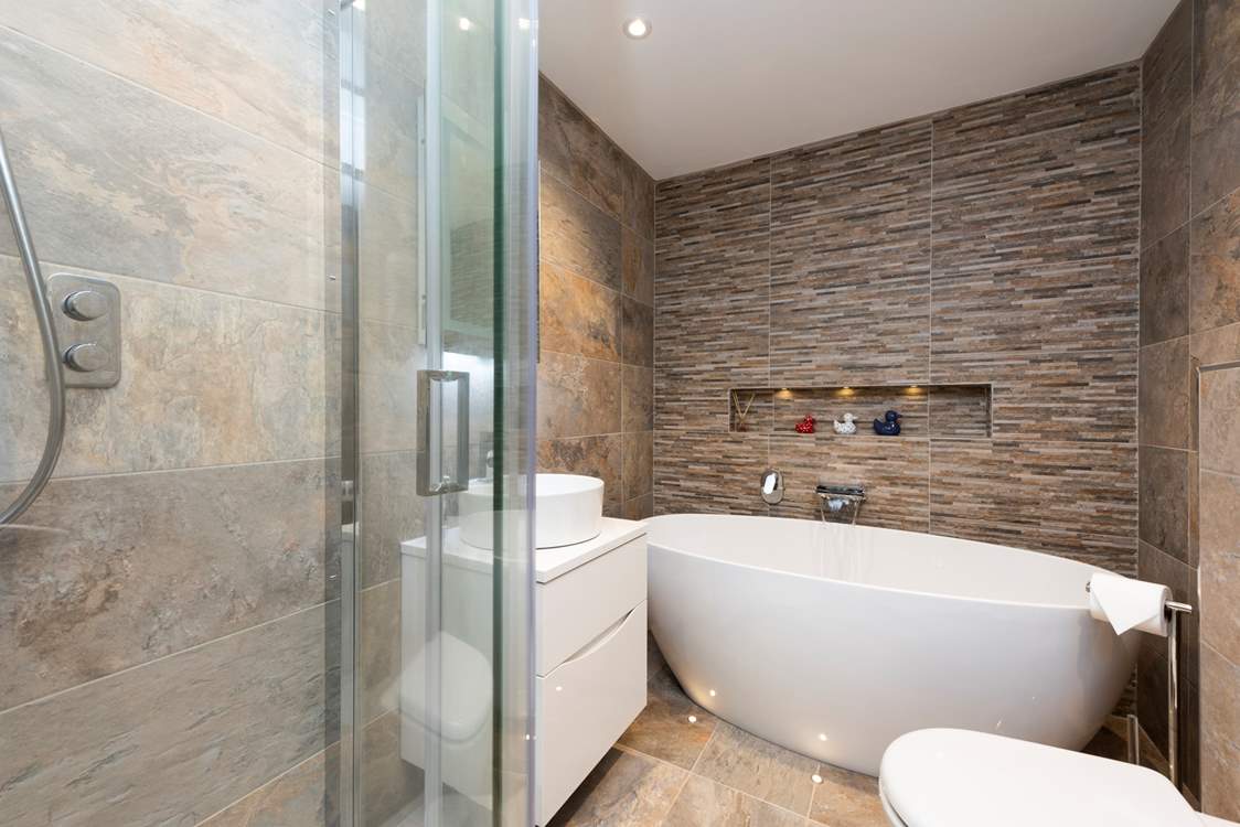 Gorgeous free-standing bath in the family bathroom.