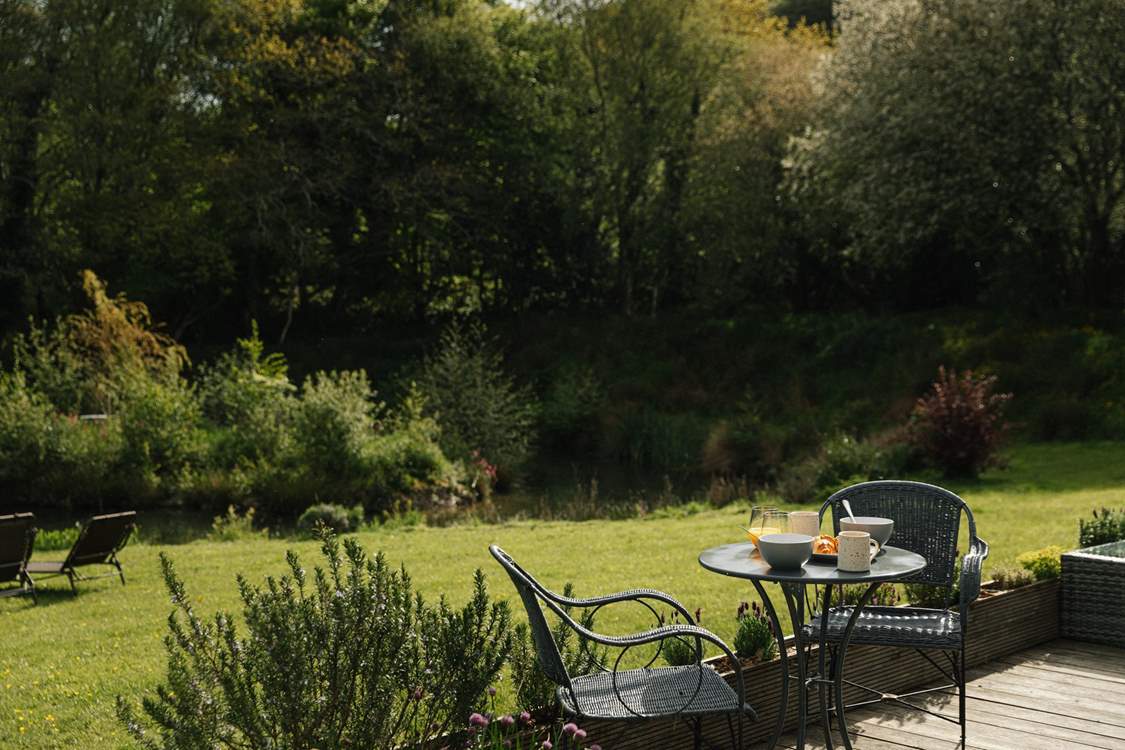 Take breakfast outside and immerse your mind, body and soul into this peaceful paradise from dawn till dusk.