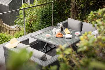 Lunch on the terrace perhaps?