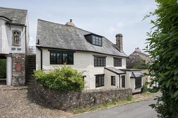 The Old Post Office is such a picturesque cottage.