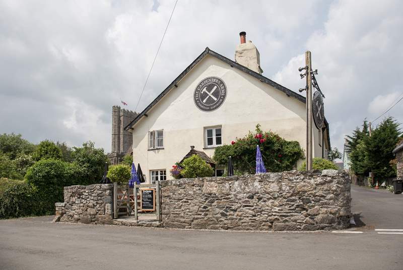 This pretty pub and restaurant is just yards away. The perfect spot for a bite to eat in the sun.