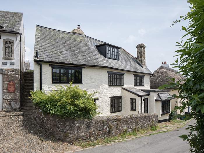 The Old Post Office, Sleeps 6 in Bovey Tracey