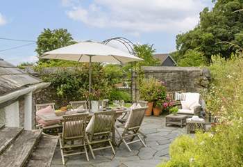 Enjoy meals in the best of the Cornish sunshine.