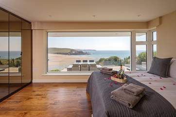 Imagine waking up to such a sight. The master bedroom boasts a king-size bed and an unbeatable view.