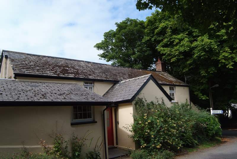 At the heart of the village, yet very peaceful. This  16th Century cottage is full of character.