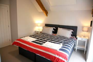 The twin bedroom can be set up as a super-king sized bed if you wish - just let the owner know before you arrive.