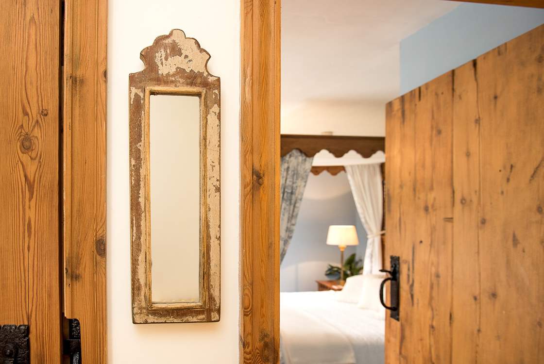 A sneak peep into Bedroom one.