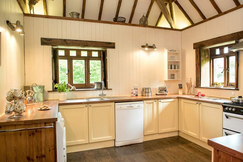 The kitchen has everything you need but as you are on holiday why not treat yourself to some of the local Cornish hospitality.