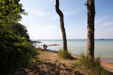 About a twenty minute walk along the coastal path takes you to into Yarmouth town.