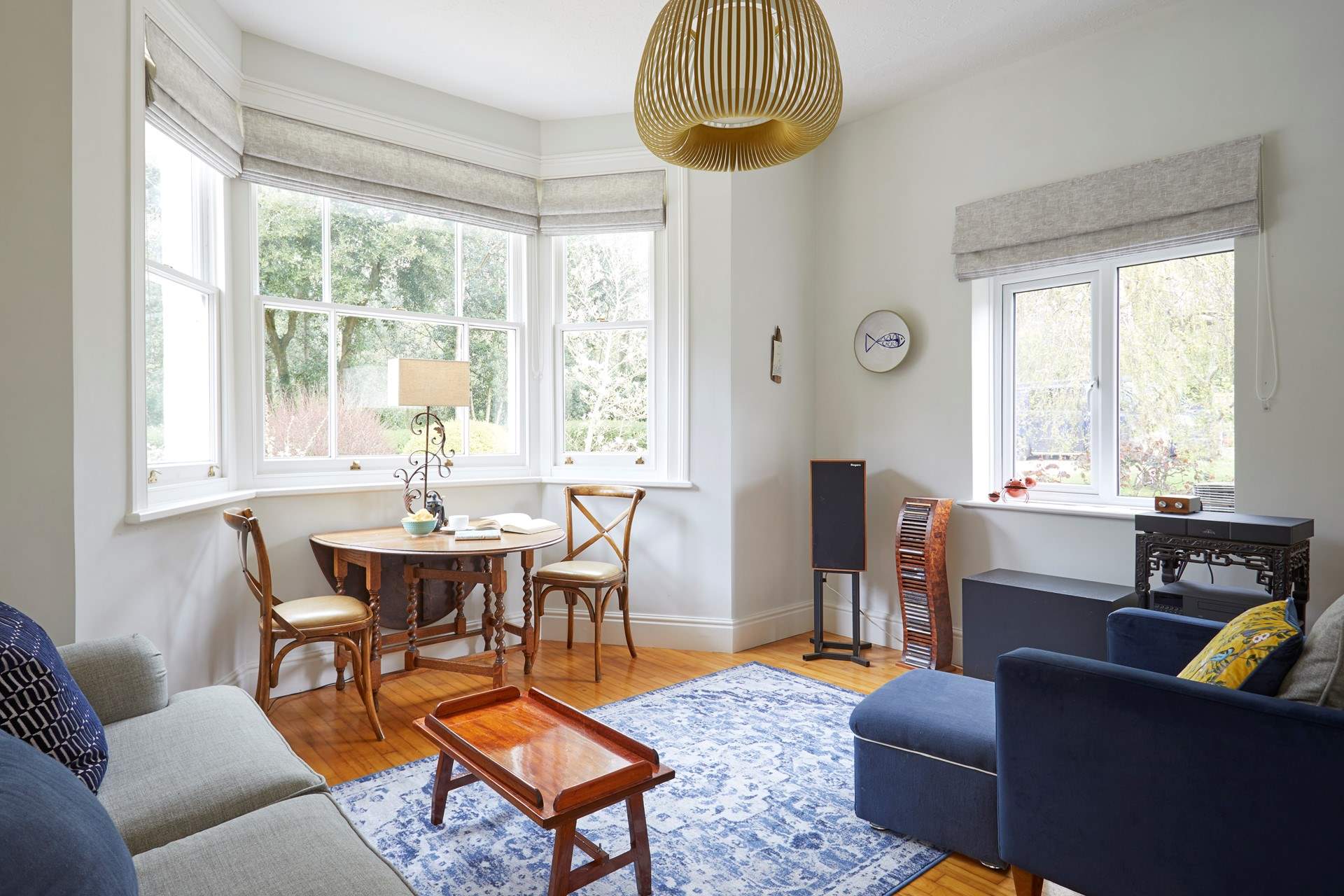 The snug/music-room is a peaceful spot to read or listen to your favourite music.