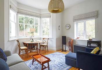 The snug/music-room is a peaceful spot to read or listen to your favourite music.