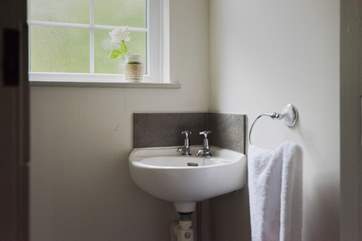 The downstairs WC.
