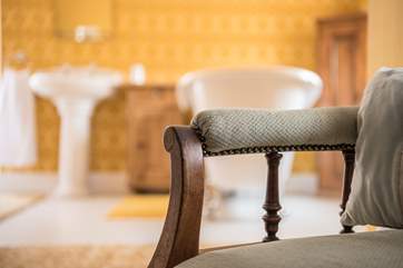 Take all the time you need in the stunning en suite bathroom