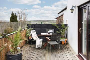 Fabulous spot for a touch of dining al-fresco.
