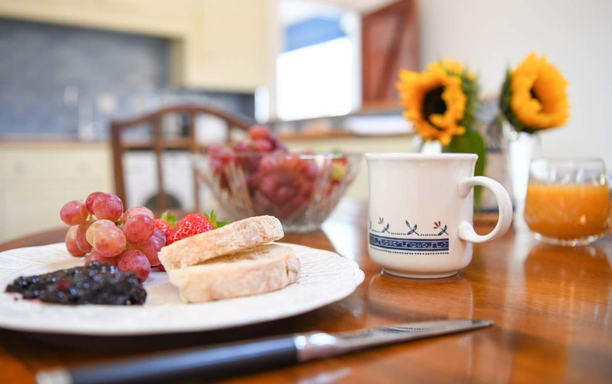 A leisurely lunch after your morning walk.