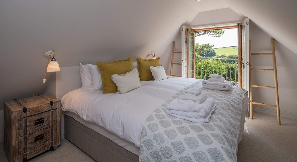 Bedroom 3 is stunning. This super-king size bed just makes you want to dive straight in.