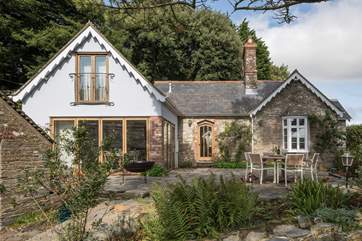 Imagine this being your home for the week, or perhaps two!