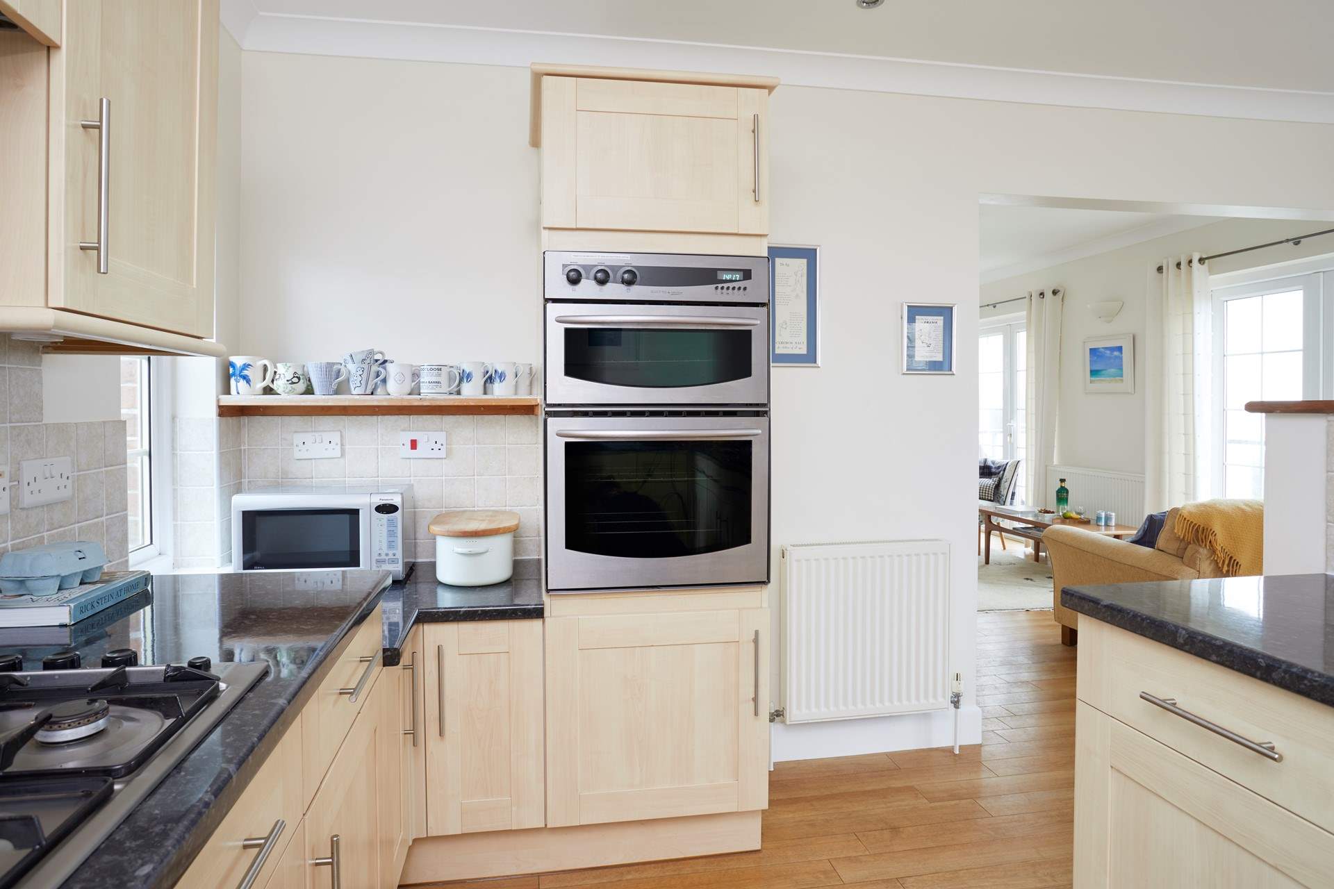 The kitchen area has all the equipment you will need. 