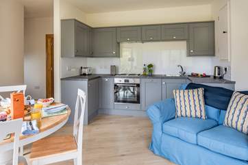 Cider Barn has a beautiful open plan space and well-equipped kitchen for you to enjoy.