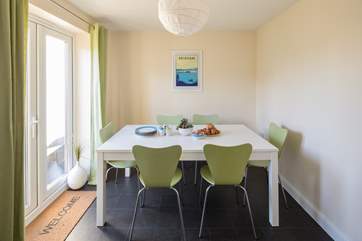 Dining in the kitchen at this fabulous table makes enjoying any meal a pleasure.