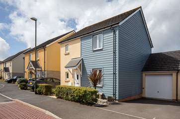 Starfish boasts two parking spaces. One car in the garage and one on the drive. The garage also provides a great storage spot for wetsuits, bikes and any leisure equipment.