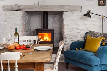 This little cottage has the most fabulous contemporary wood-burner, perfect for cosy evenings curled up with a book.