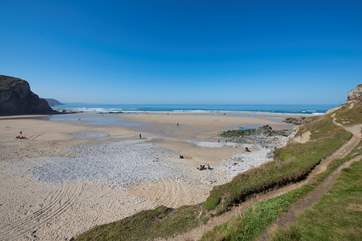 Porthtowan's huge beach at low tide.
