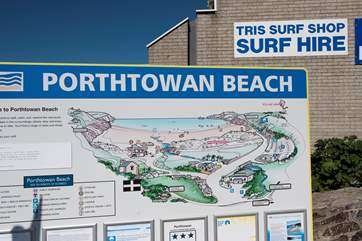 The beach at Porthtowan is under two miles away.