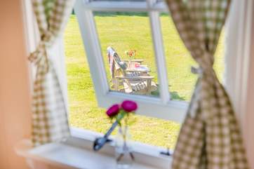 All of the windows look out onto the meadow.
