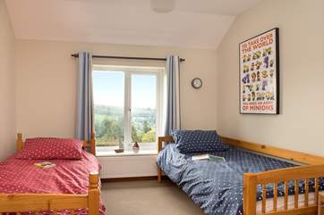Bedroom 4 has twin beds.