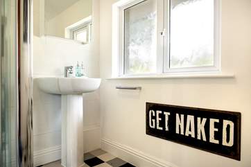 A fun sign in the en suite.