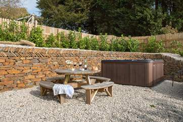 There's an alternative option for dining next to the hot tub.