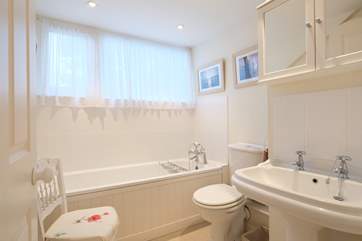 The en suite bathroom to Bedroom 1.