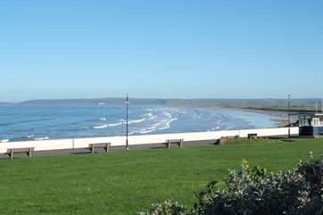 At Westward Ho! there is plenty of sand at low tide.