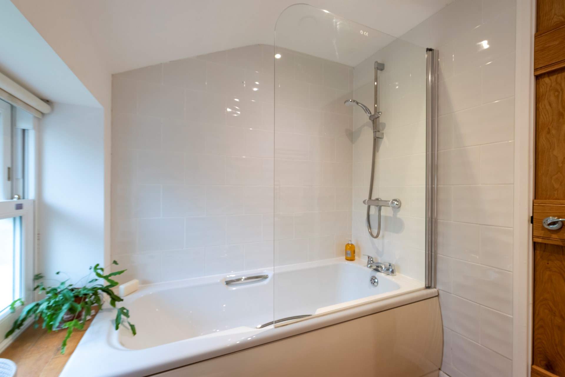 The family bathroom is perfectly situated on the first floor.