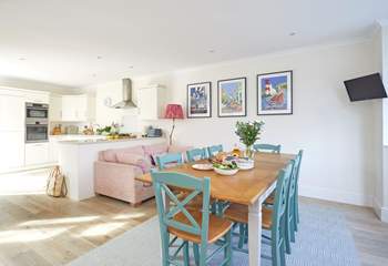 Spend quality time catching up with family and friends over lunch.