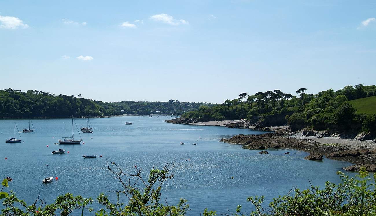 The beautiful Helford River is just a short drive away.