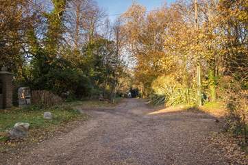 Ducie Avenue leads down to an idyllic beach, perfect for swimming