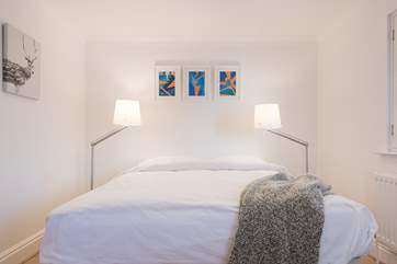 Bedroom 5 has zip and link beds so it can either be made up as two 2'6'' single beds, or as a king-size bed