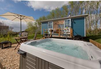 All in all, Crannaford Shepherd's Hut is in an ideal location of a mini-holiday where you can break away from life's hectic pace.