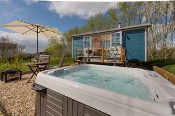 All in all, Crannaford Shepherd's Hut is in an ideal location of a mini-holiday where you can break away from life's hectic pace.