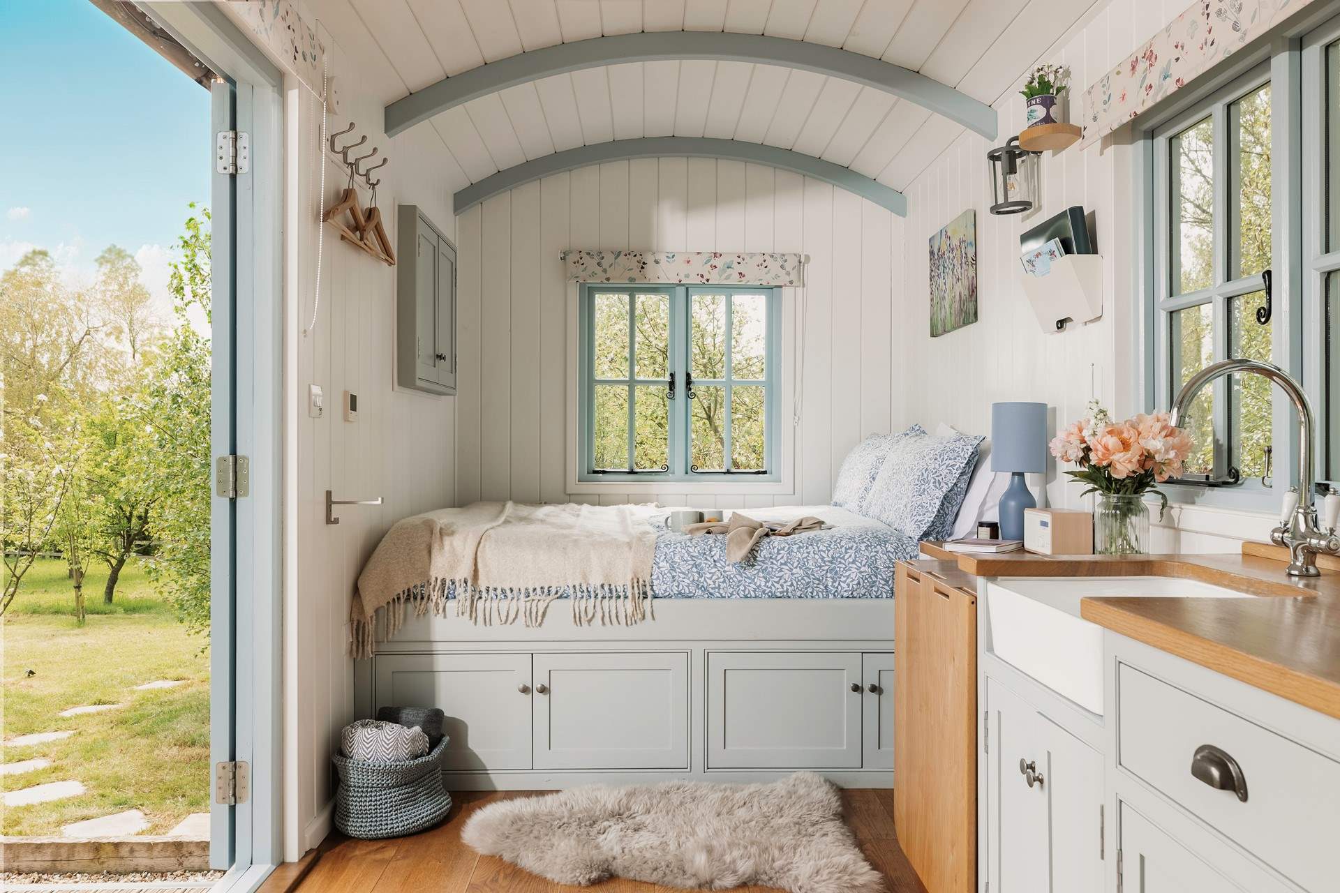 The interiors create the calmest ambience for your stay in nature. 