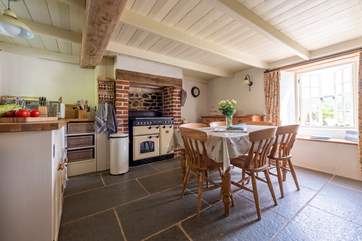 The kitchen/diner.