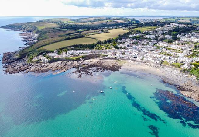 A birds eye view of Portscatho with the Percuil river and St.Mawes in the distance. You are never far from water on the Roseland!