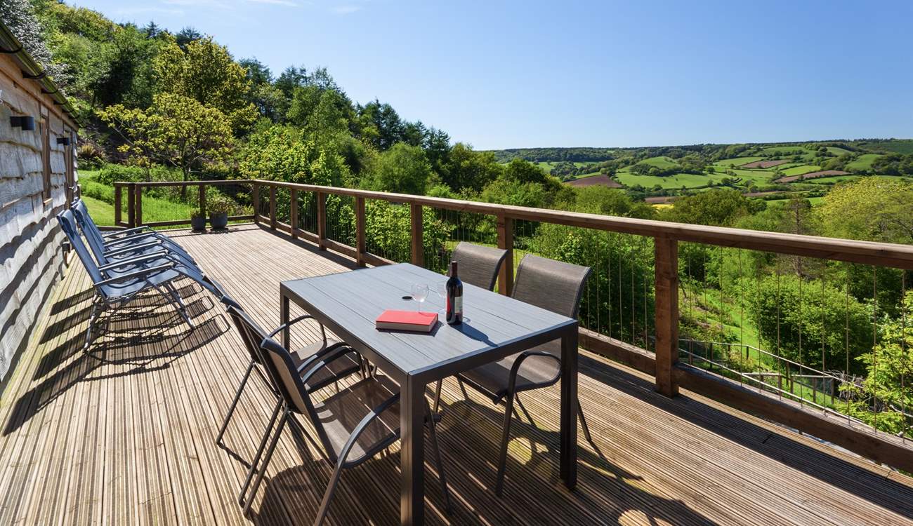 Larch Barn has spectacular views from the west-facing terrace that runs the length of the barn. You may see deer and will hear buzzards, pheasants and owls call.