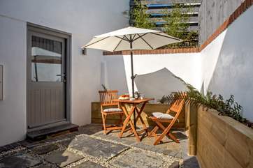 Emjoy a cream tea in your private courtyard